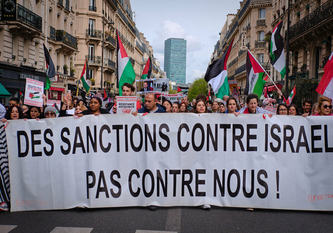 Antisémitisme :  Les députés macronistes retirent le projet de loi Yadan