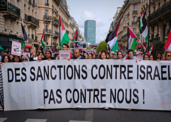 Antisémitisme :  Les députés macronistes retirent le projet de loi Yadan