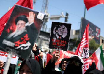 Frappes américaines: L&rsquo;Iran menace d&rsquo;entrer dans une « phase d&rsquo;offensive totale »