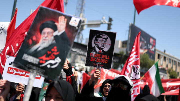 Frappes américaines: L’Iran menace d’entrer dans une « phase d’offensive totale »
