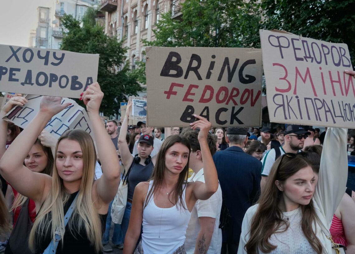 Ukraine : 40 jours et une éviction