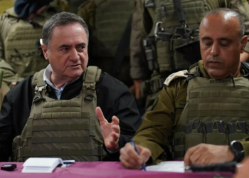 Le ministre israélien de la Défense se dit prêt à attaquer l&rsquo;Iran « une troisième fois si nécessaire »