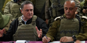 Le ministre israélien de la Défense se dit prêt à attaquer l&rsquo;Iran « une troisième fois si nécessaire »